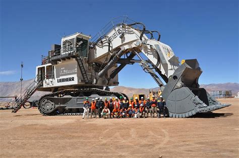 largest excavator in the world